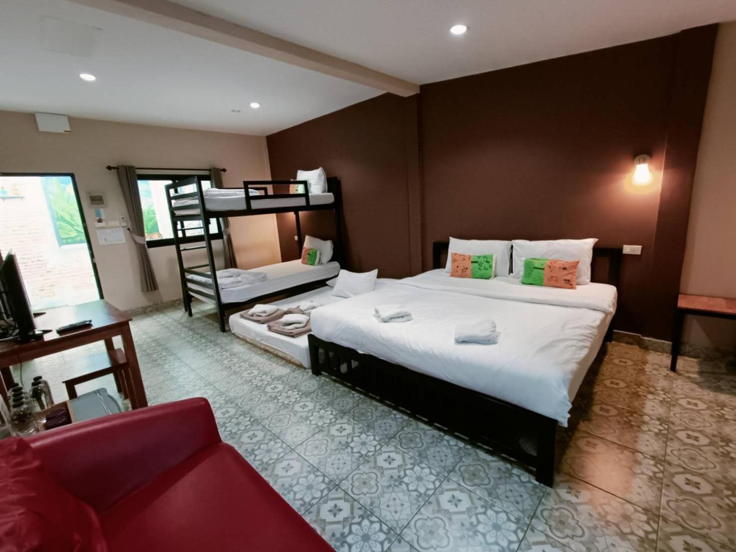 Warmwell Hostel Ban Chuk Kum Ngoại thất bức ảnh
